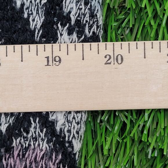 Vintage Geometric AOP Sweater Womens Medium 20x23 Gray - Picture 9 of 10